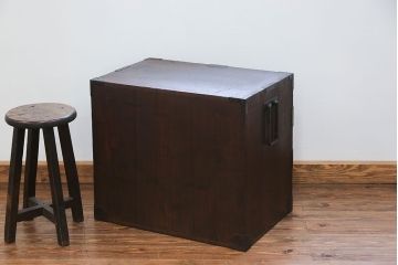 アンティーク家具　古民具・骨董 厚手金具の上質な小箪笥