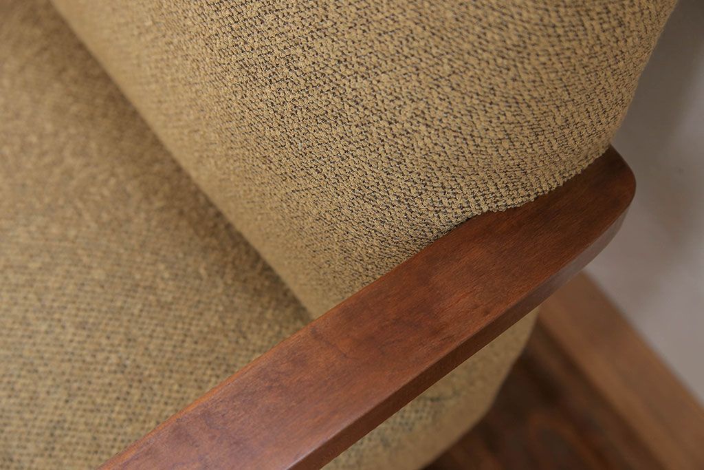 レトロ家具　昭和レトロ かわいいデザインのアンティークアームチェア(2)(ソファ、椅子、イス)