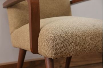 レトロ家具　昭和レトロ かわいいデザインのアンティークアームチェア(2)(ソファ、椅子、イス)