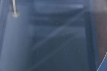 アンティーク家具　アンティークペイント 両面Rガラスのショーケース (ガラスケース)