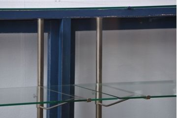 アンティーク家具　アンティークペイント 両面Rガラスのショーケース (ガラスケース)