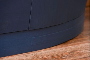 アンティーク家具　アンティークペイント 両面Rガラスのショーケース (ガラスケース)