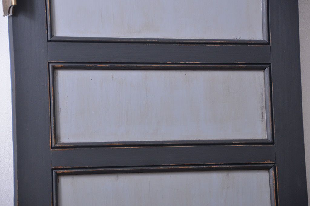 アンティークペイント 背の高い上質なドア (扉)