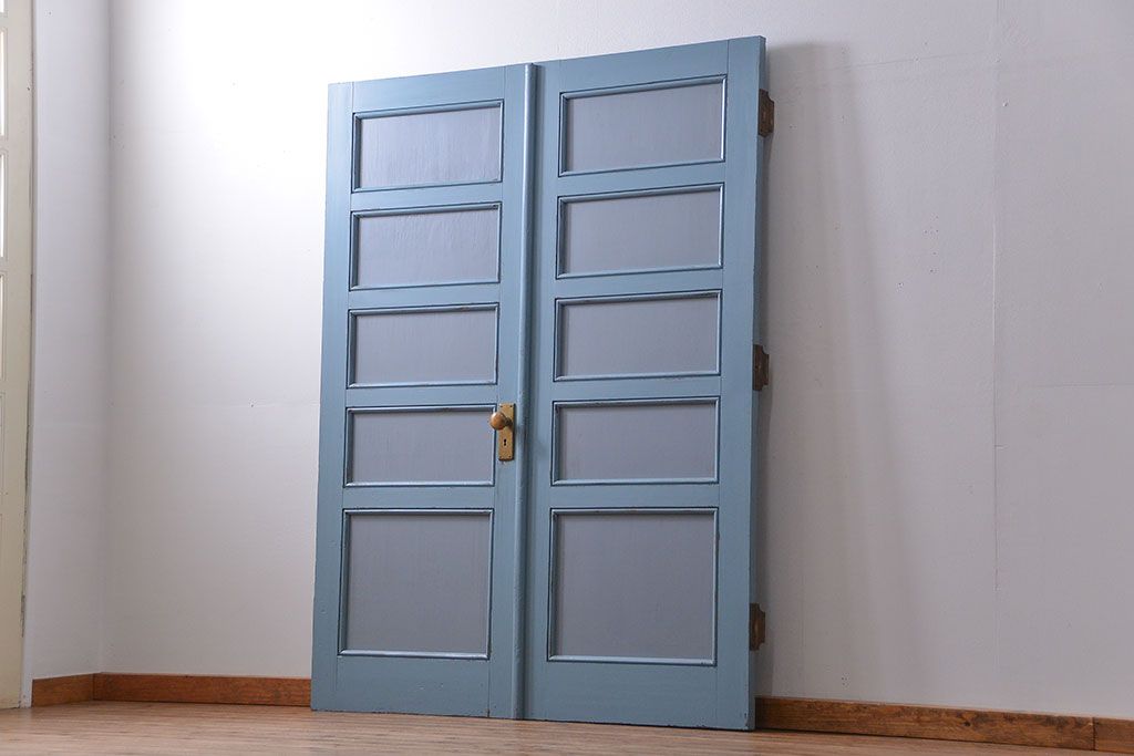 アンティークペイント 背の高い上質な両開きドア1対 (扉)
