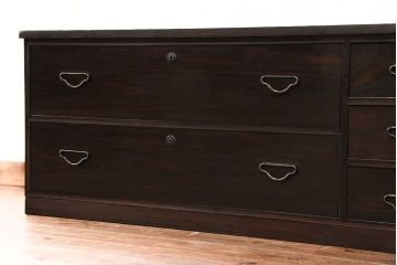 アンティーク家具　大正ロマン 全面黒檀材のシックな時代箪笥ローチェスト (ローボード)