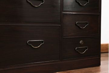 アンティーク家具　大正ロマン 全面黒檀材のシックな時代箪笥ローチェスト (ローボード)