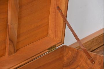 アンティーク家具　ドイツアンティーク 鉄脚付き 船トランクセンターテーブル