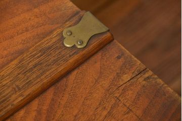 アンティーク家具　ドイツアンティーク 鉄脚付き 船トランクセンターテーブル