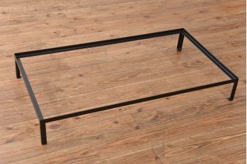 アンティーク家具　ドイツアンティーク 鉄脚付き 船トランクセンターテーブル