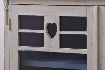 アンティーク家具　アンティークペイント かわいいデザインの脚付き収納棚 (食器棚、キャビネット)