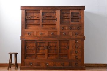 アンティーク家具　古民具・骨董 前面・側面総欅材!六尺　特別注文造りの水屋箪笥(1)