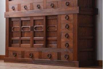 アンティーク家具　古民具・骨董 前面・側面総欅材!六尺　特別注文造りの水屋箪笥(1)