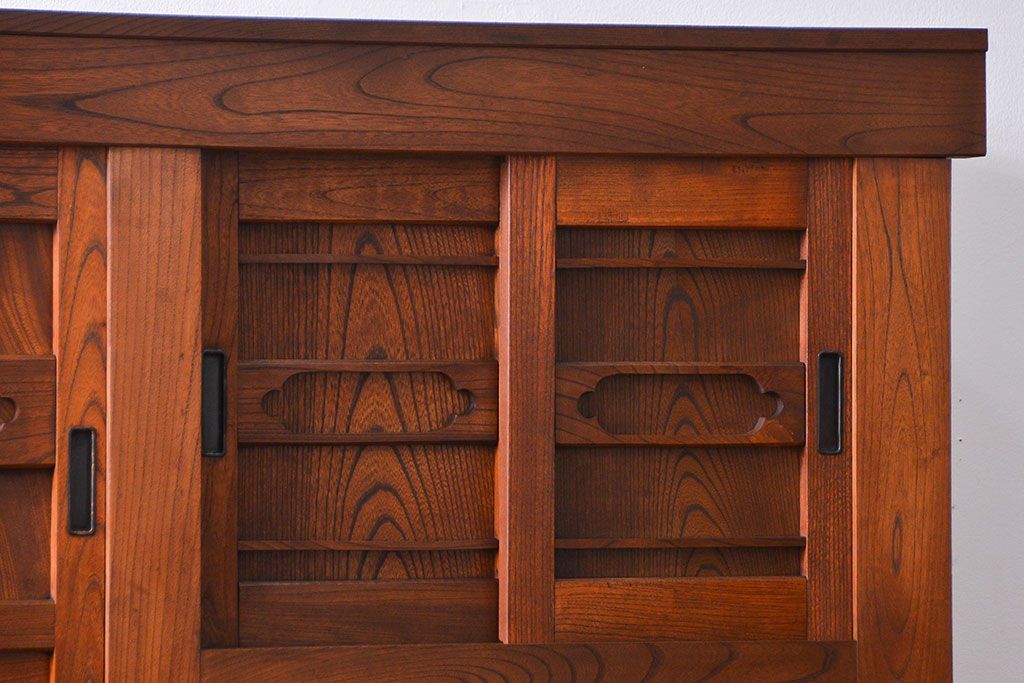 アンティーク家具　古民具・骨董 前面・側面総欅材!六尺　特別注文造りの水屋箪笥(1)