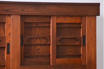 アンティーク家具　古民具・骨董 前面・側面総欅材!六尺　特別注文造りの水屋箪笥(1)