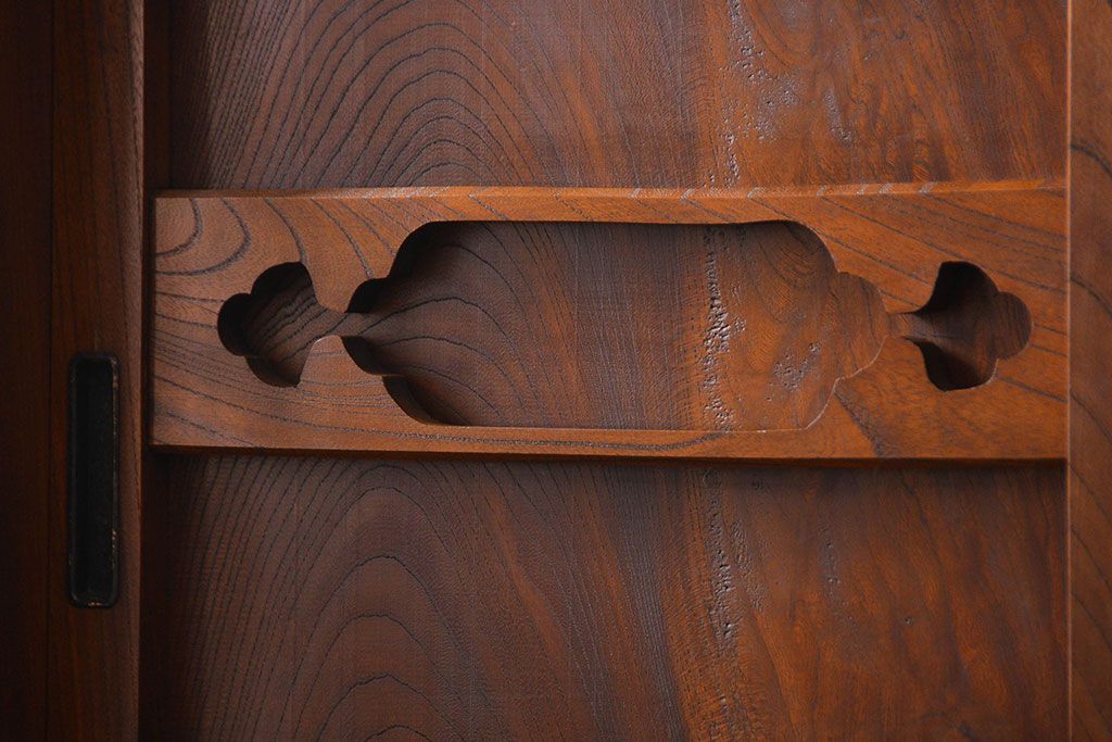 アンティーク家具　古民具・骨董 前面・側面総欅材!六尺　特別注文造りの水屋箪笥(1)