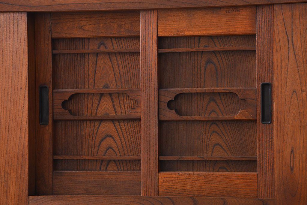 アンティーク家具　古民具・骨董 前面・側面総欅材!六尺　特別注文造りの水屋箪笥(1)