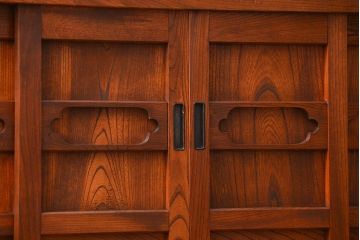 アンティーク家具　古民具・骨董 前面・側面総欅材!六尺　特別注文造りの水屋箪笥(1)