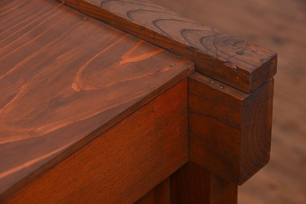 アンティーク家具　古民具・骨董 前面・側面総欅材!六尺　特別注文造りの水屋箪笥(1)