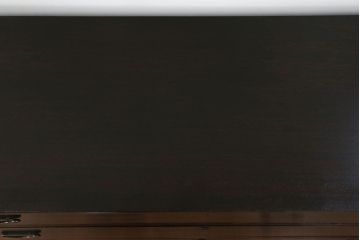 アンティーク家具　アンティーク 鉄脚付きのモダンでシックなローチェスト(ローボード)