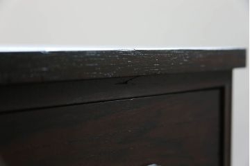 アンティーク家具　アンティーク 鉄脚付きのモダンでシックなローチェスト(ローボード)