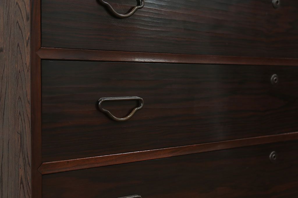 アンティーク家具　アンティーク 鉄脚付きのモダンでシックなローチェスト(ローボード)