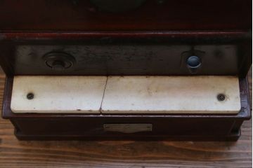 アンティーク雑貨　古民具・骨董 古い木のアンティークレジスター(金銭登録機)