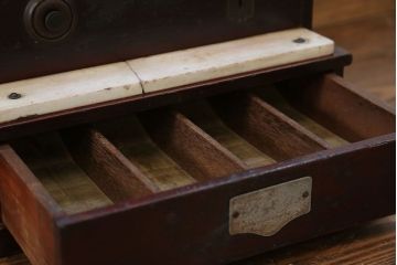 アンティーク雑貨　古民具・骨董 古い木のアンティークレジスター(金銭登録機)