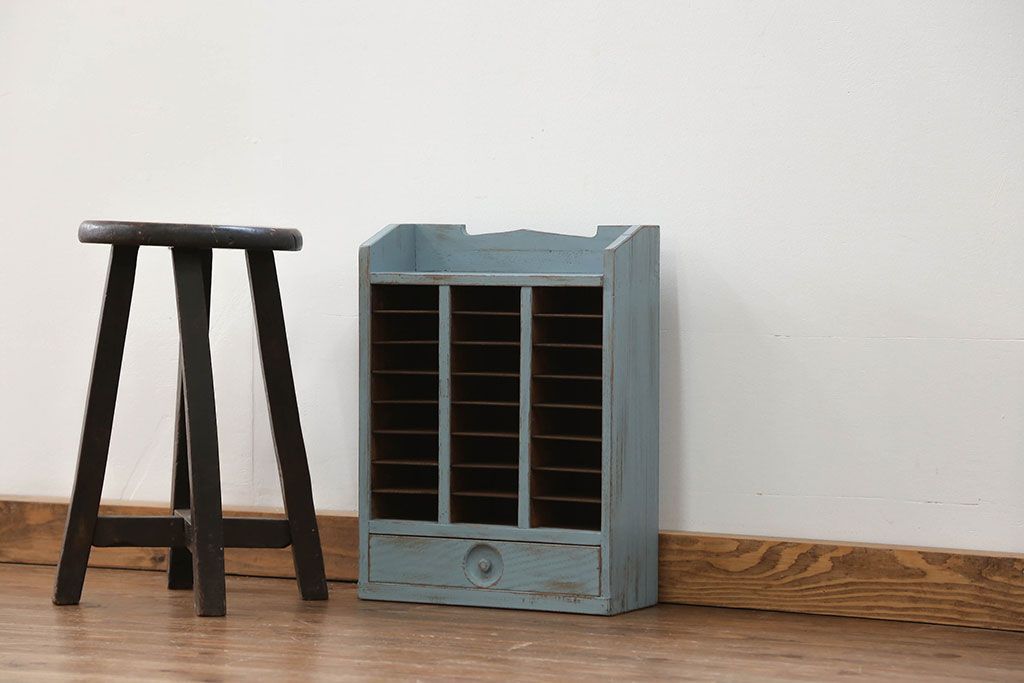 レトロ家具　昭和レトロ アンティークペイントの引き出し付きレターケース(書類棚、小引き出し)