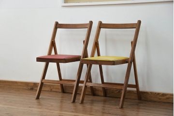 ヴィンテージ家具　ビーチ材　イギリスビンテージのフォールディングチェア 2脚セット(折り畳み椅子・イス)