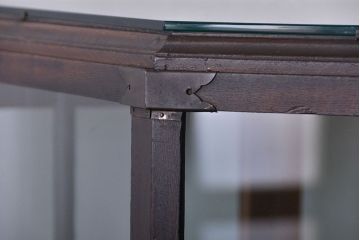 アンティーク家具　アンティーク 特大!タイル台付きの大きな六角ガラスケース(ショーケース)