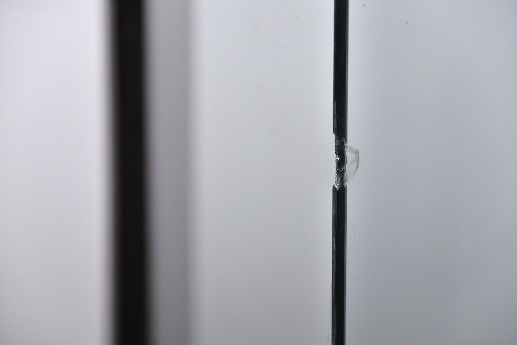 アンティーク家具　アンティーク 特大!タイル台付きの大きな六角ガラスケース(ショーケース)