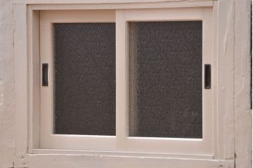 アンティーク家具　アンティーク 特大!タイル台付きの大きな六角ガラスケース(ショーケース)