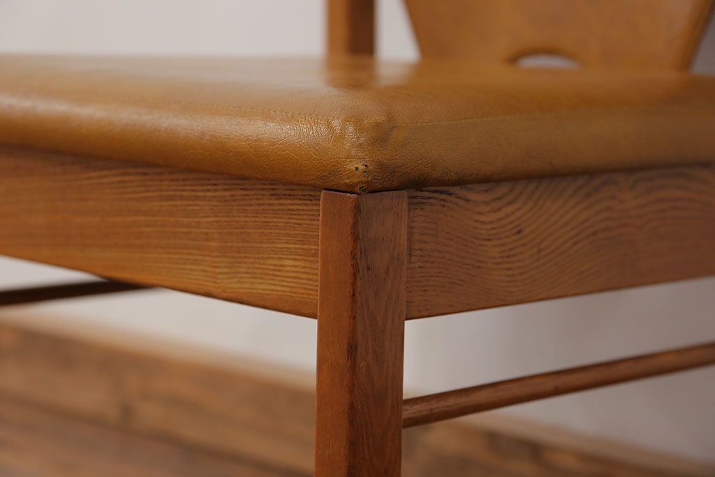 ヴィンテージ家具　昭和レトロ ビンテージマルニ シンプルな椅子(1) (チェア、イス)