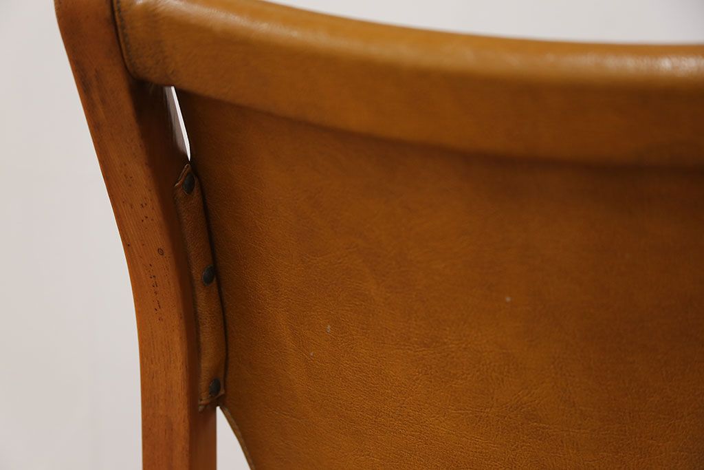 ヴィンテージ家具　昭和レトロ ビンテージマルニ シンプルな椅子(1) (チェア、イス)