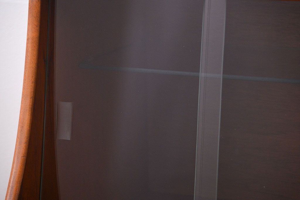 北欧家具 チーク材の北欧ビンテージ サイドキャビネット(サイドボード、リビングボード)