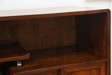 アンティーク家具　アンティーク 総クスノキ(楠)の重厚な高級茶箪笥