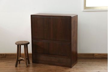 アンティーク家具　アンティーク 総クスノキ(楠)の重厚な高級茶箪笥