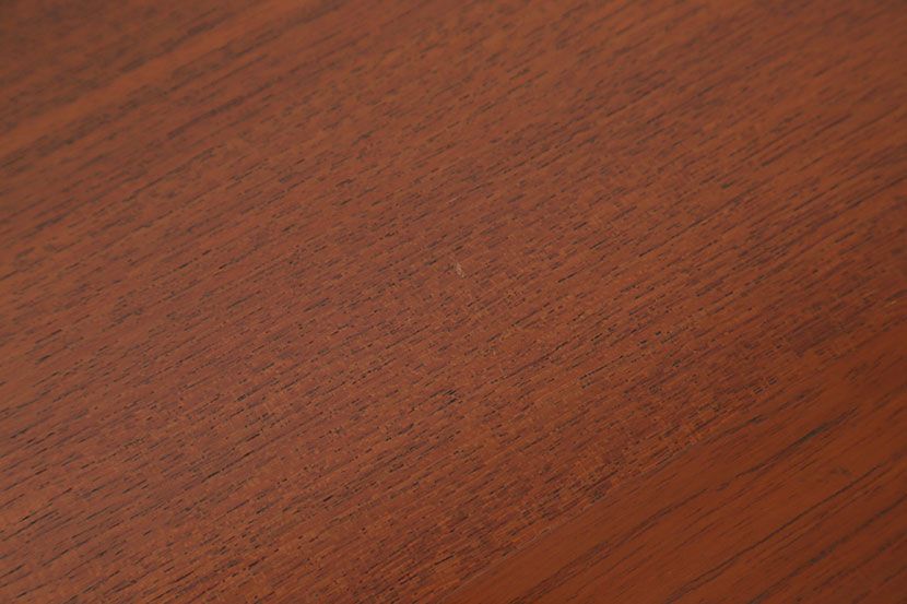 ヴィンテージ家具　北欧ビンテージ　デンマーク製　チーク材のセンターテーブル