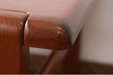 ヴィンテージ家具　北欧ビンテージ　デンマーク製　チーク材のセンターテーブル