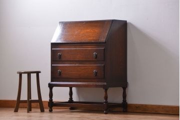 アンティーク家具　イギリスアンティーク オーク材の上質なライティングビューロー