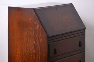 アンティーク家具　イギリスアンティーク オーク材の上質なライティングビューロー