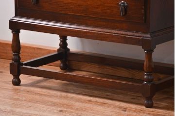 アンティーク家具　イギリスアンティーク オーク材の上質なライティングビューロー