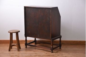 アンティーク家具　イギリスアンティーク オーク材の上質なライティングビューロー