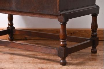 アンティーク家具　イギリスアンティーク オーク材の上質なライティングビューロー