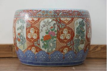 アンティーク雑貨　古民具・骨董　特大!火鉢センターテーブル (手焙り、伊万里、十錦手、窓絵)