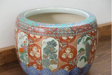 アンティーク雑貨　古民具・骨董　特大!火鉢センターテーブル (手焙り、伊万里、十錦手、窓絵)