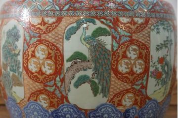 アンティーク雑貨　古民具・骨董　特大!火鉢センターテーブル (手焙り、伊万里、十錦手、窓絵)