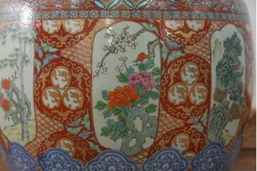 アンティーク雑貨　古民具・骨董　特大!火鉢センターテーブル (手焙り、伊万里、十錦手、窓絵)