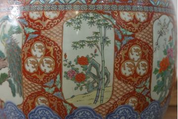 アンティーク雑貨　古民具・骨董　特大!火鉢センターテーブル (手焙り、伊万里、十錦手、窓絵)