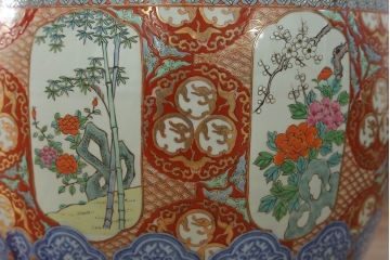 アンティーク雑貨　古民具・骨董　特大!火鉢センターテーブル (手焙り、伊万里、十錦手、窓絵)